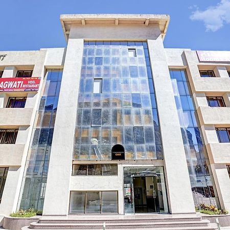 Townhouse Oak Hotel Rama Nashik Exterior photo