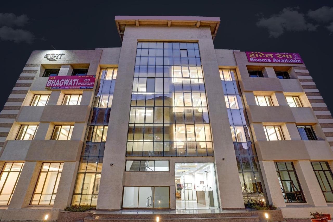 Townhouse Oak Hotel Rama Nashik Exterior photo